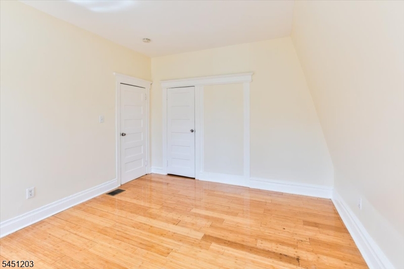 31 Voorhees St Property Photo 38