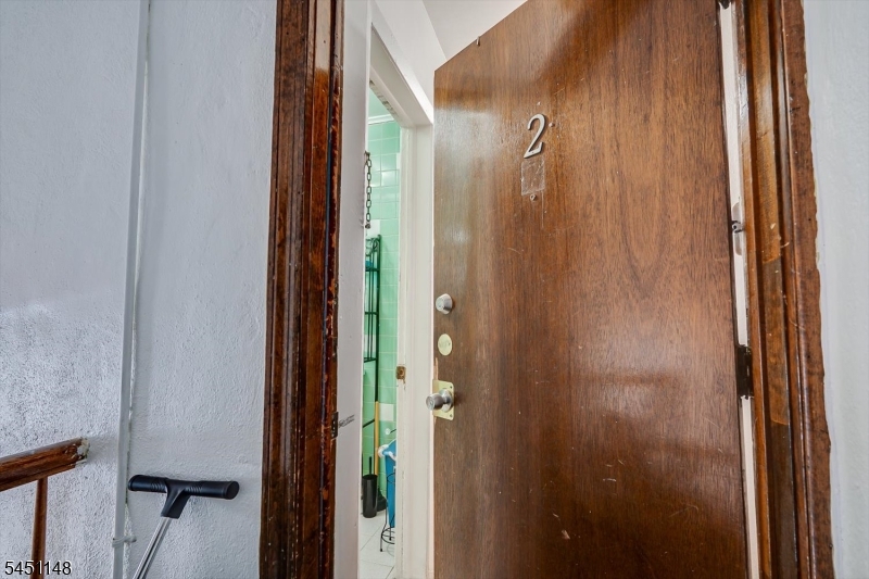 31 Bank St Property Photo 7