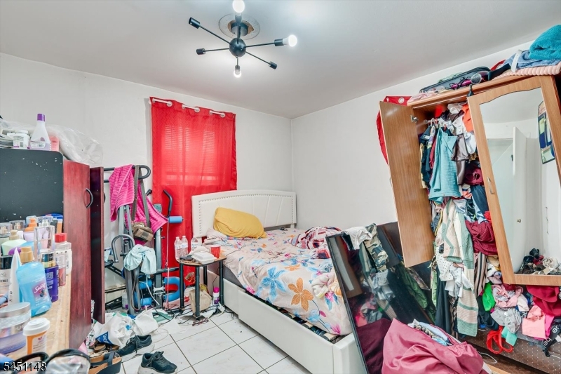 31 Bank St Property Photo 21