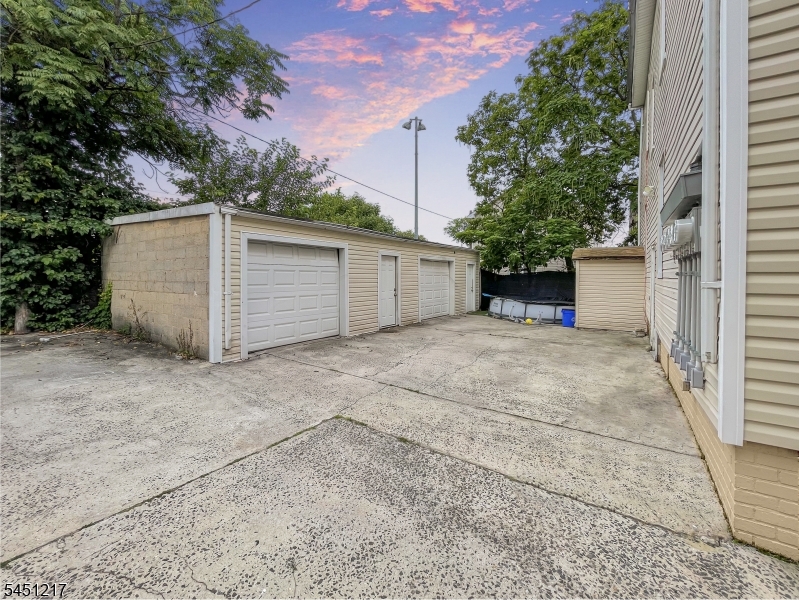 7 Patten Pl Property Photo 17