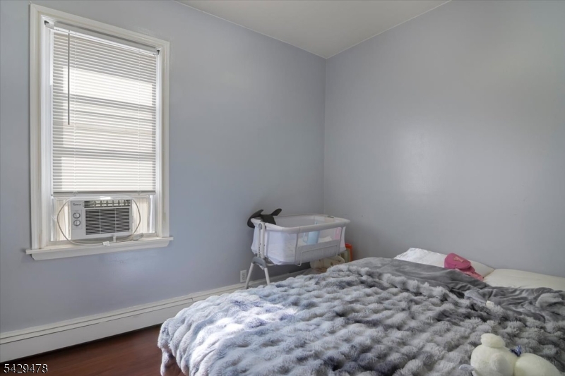 22 Tuttle St Property Photo 3