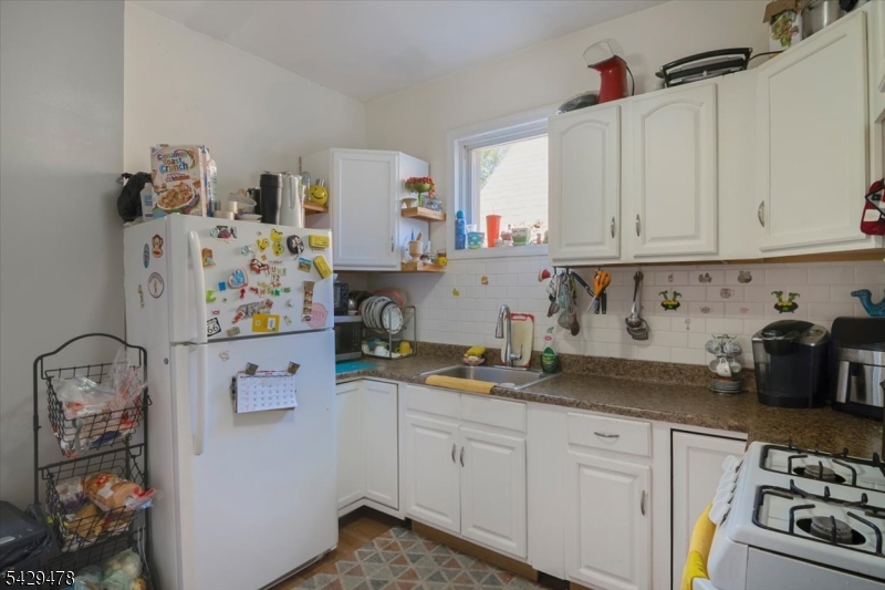 22 Tuttle St Property Photo 23