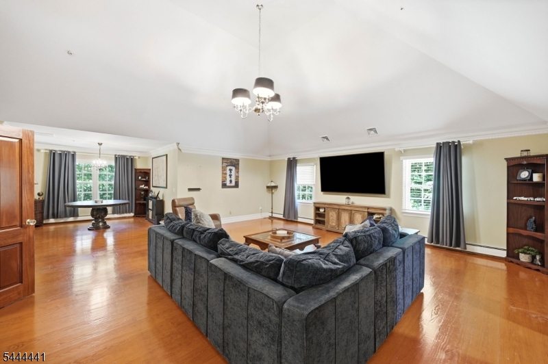 176 Rockburn Pass Property Photo 34