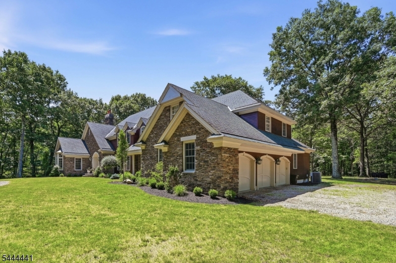 176 Rockburn Pass Property Photo 35