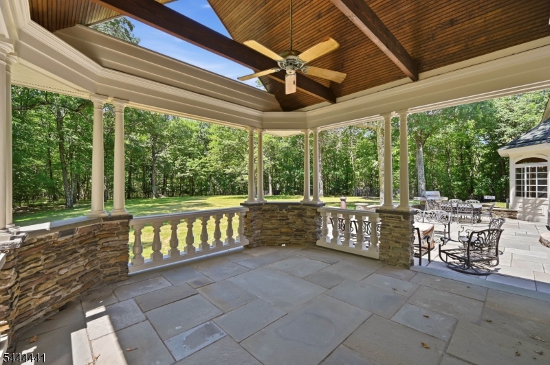 176 Rockburn Pass Property Photo 40