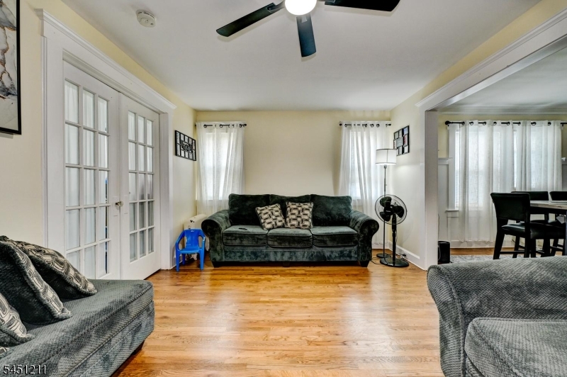 275 Greylock Pkwy 3 Property Photo 6