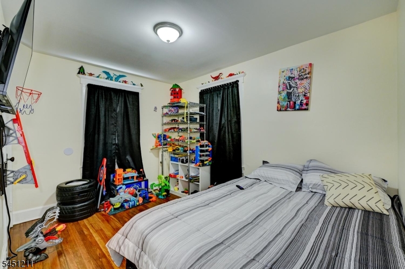 275 Greylock Pkwy 3 Property Photo 14