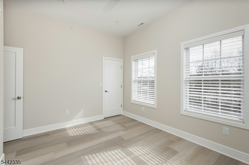 803 Springfield Ave C Property Photo 10