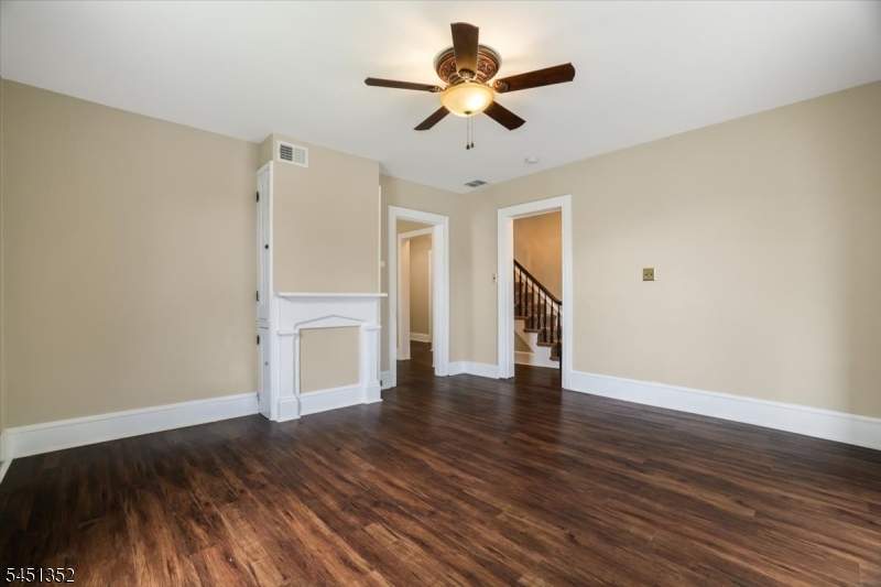 32 High Street Property Photo 6