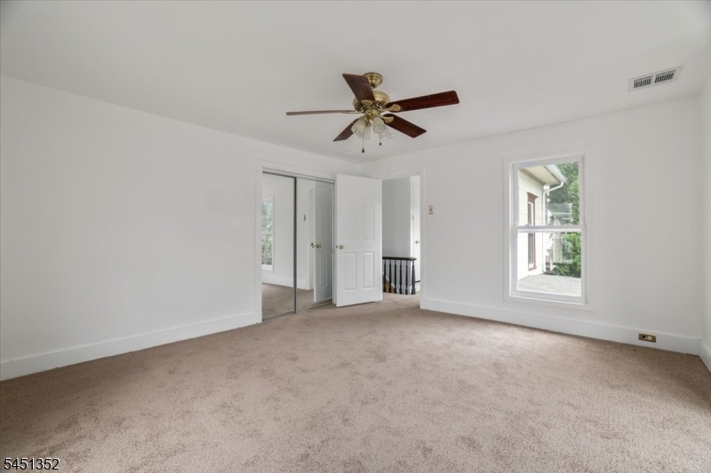 32 High Street Property Photo 22