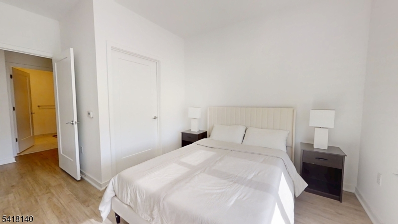 1181 Morris Ave 407 Property Photo 10