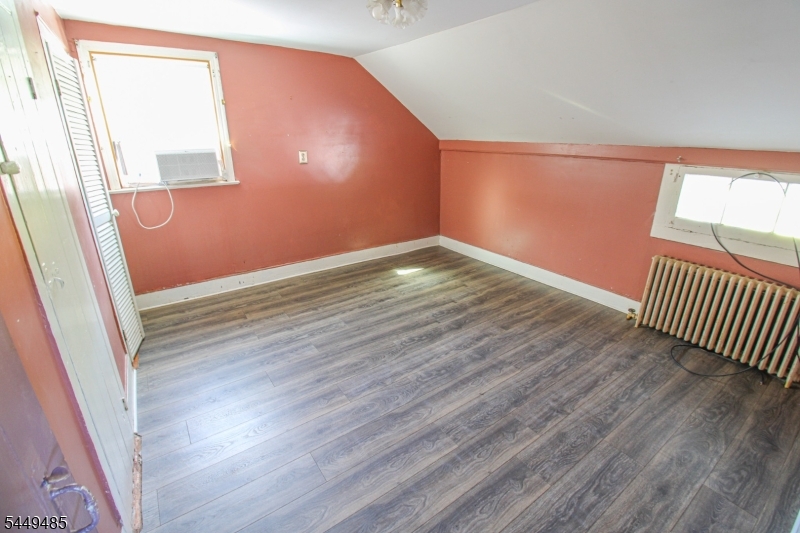 265 Warbasse Junction Rd Property Photo 18