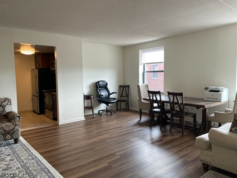 11 Cattano Ave 612 Property Photo 2