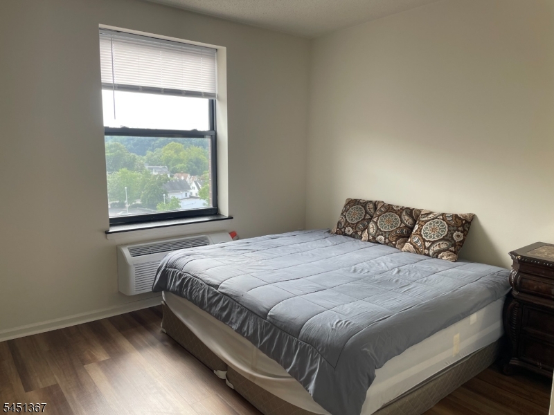 11 Cattano Ave 612 Property Photo 6