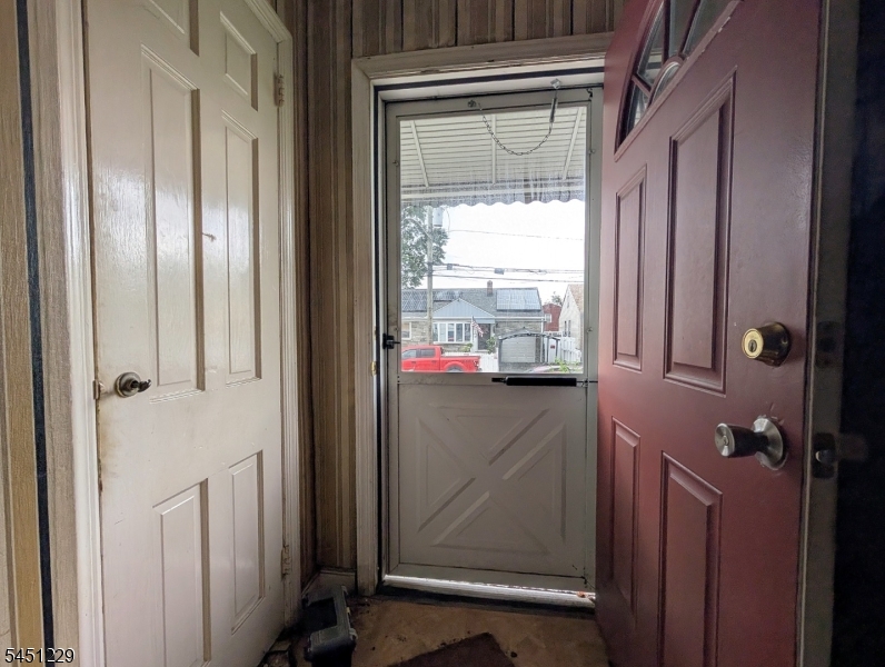 334 Schley St Property Photo 2