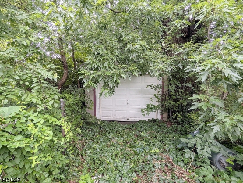 334 Schley St Property Photo 28