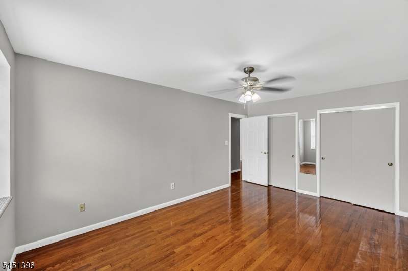 19 Lyons Ave 204 Property Photo 3