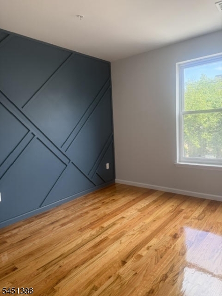 181 S Munn Ave Unit 2 2 Property Photo 6