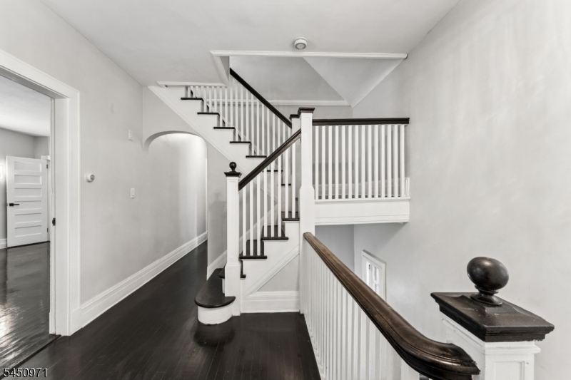 731 Berkeley Ave Property Photo 36