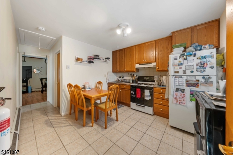 12 Carpenter Pl Property Photo 20