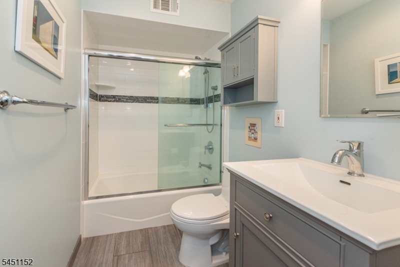 13 Stonegate Dr Property Photo 19