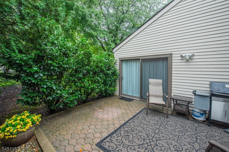 13 Stonegate Dr Property Photo 24
