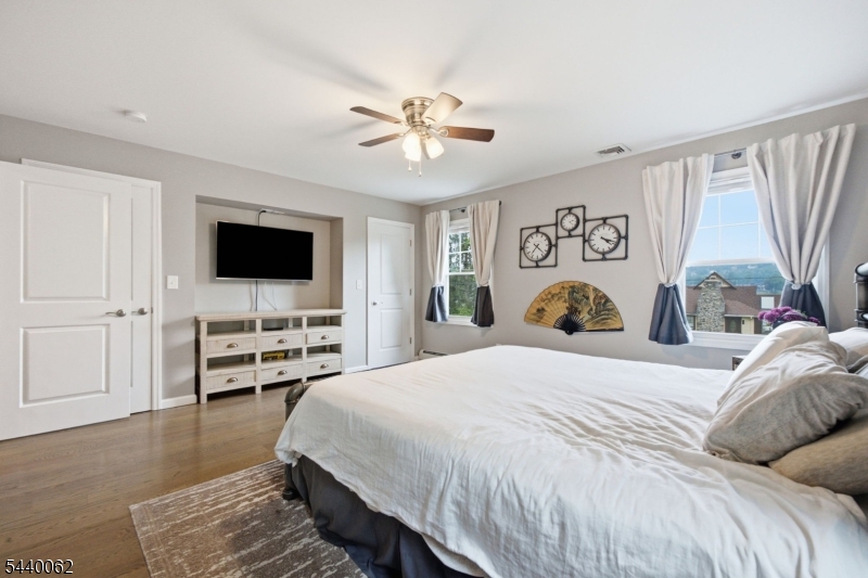 126 E Shore Trl Property Photo 18
