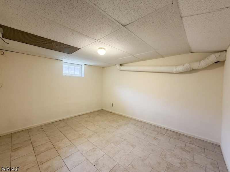 29 Devonshire Ter Property Photo 39
