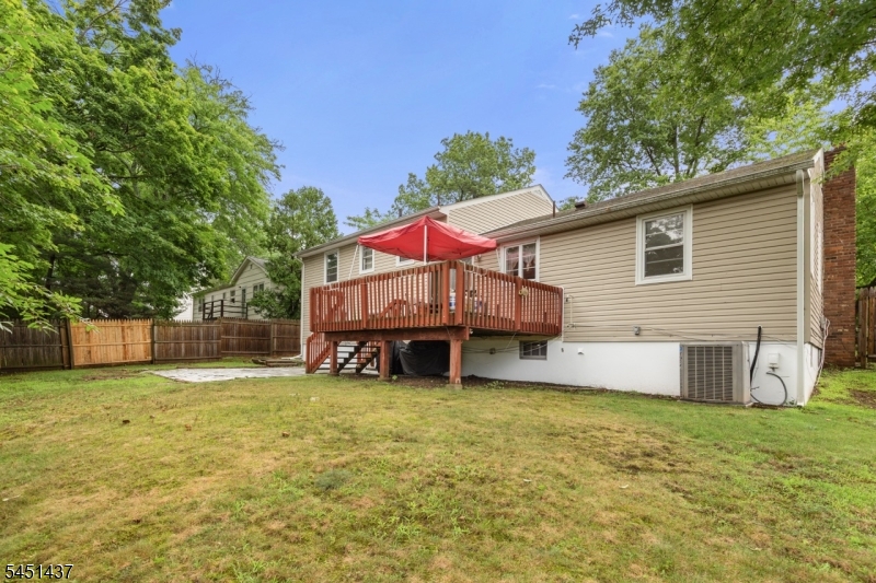 29 Devonshire Ter Property Photo 46