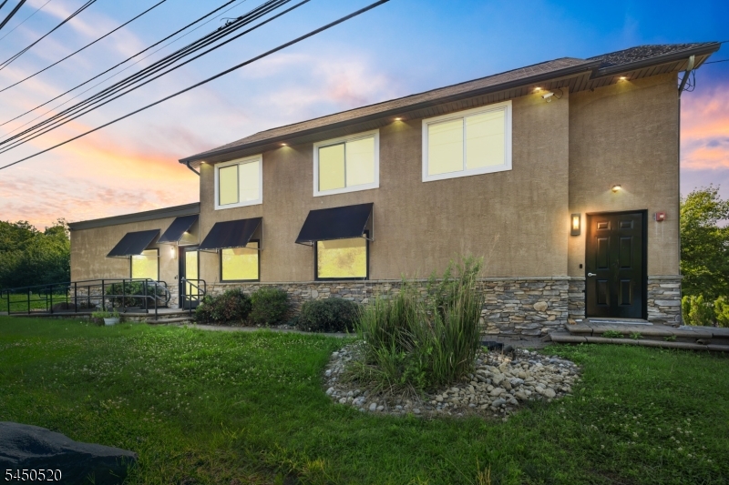 926 Us Highway 206 Property Photo 1