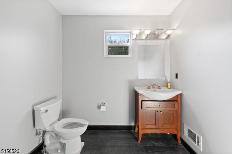 926 Us Highway 206 Property Photo 23