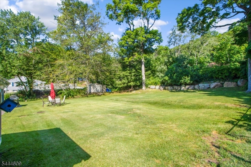 54 Oslo Dr Property Photo 26