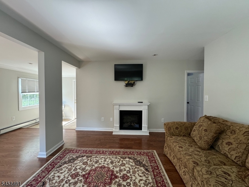 45 Hill St Property Photo 6