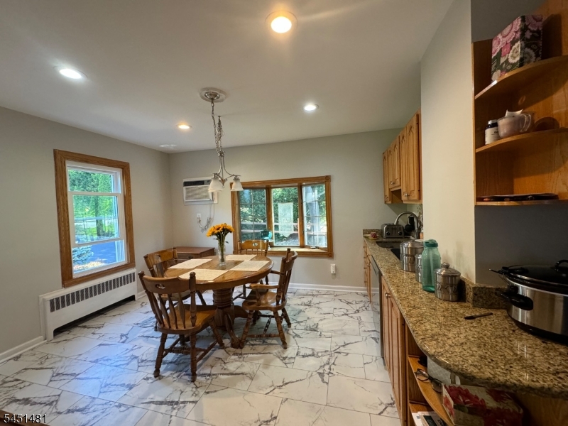 45 Hill St Property Photo 11