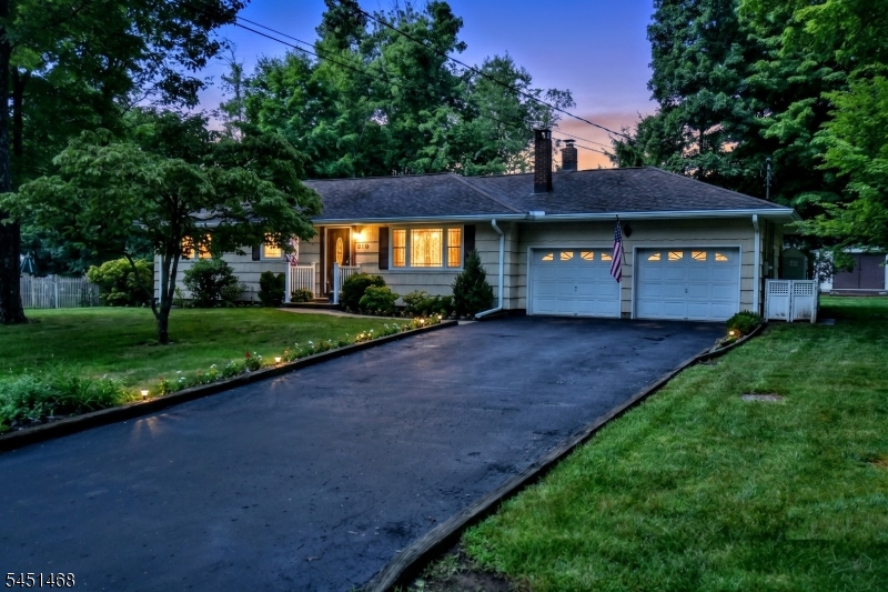 36 Edison Ter Property Photo 1