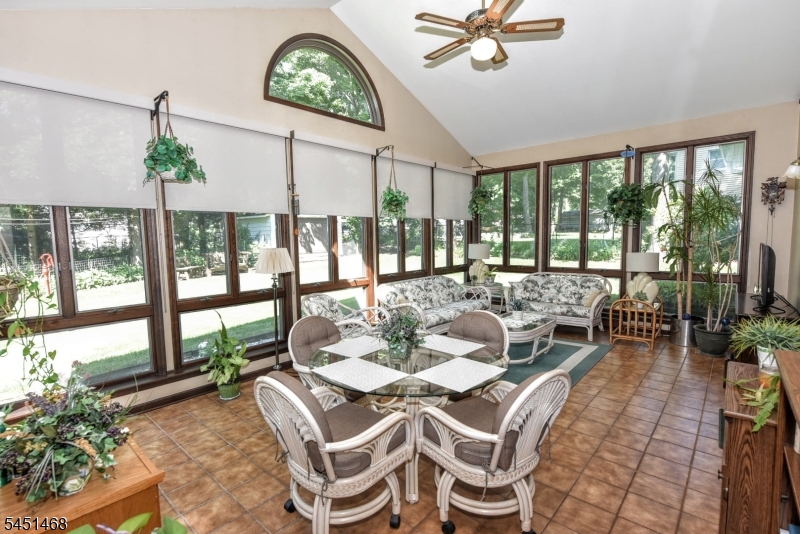 36 Edison Ter Property Photo 2