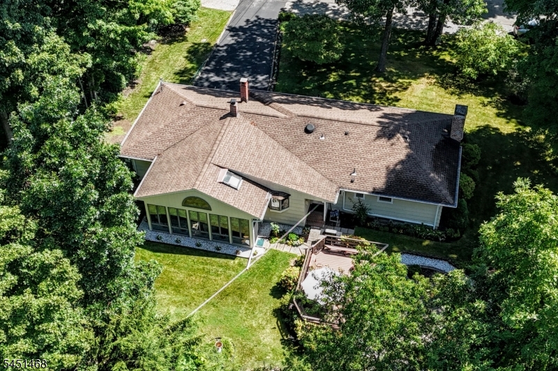 36 Edison Ter Property Photo 9