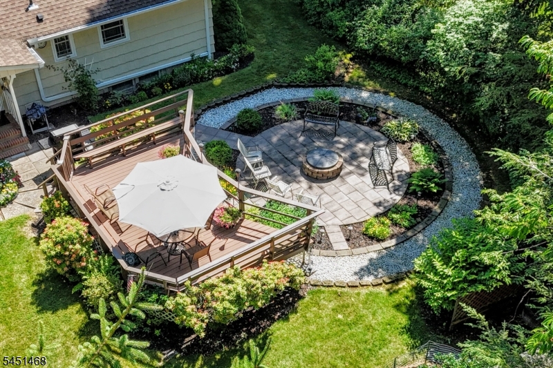 36 Edison Ter Property Photo 11