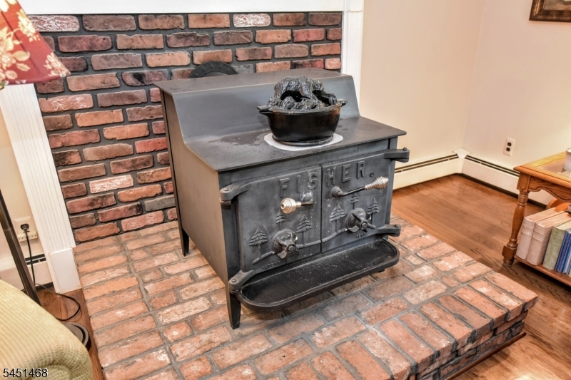 36 Edison Ter Property Photo 20