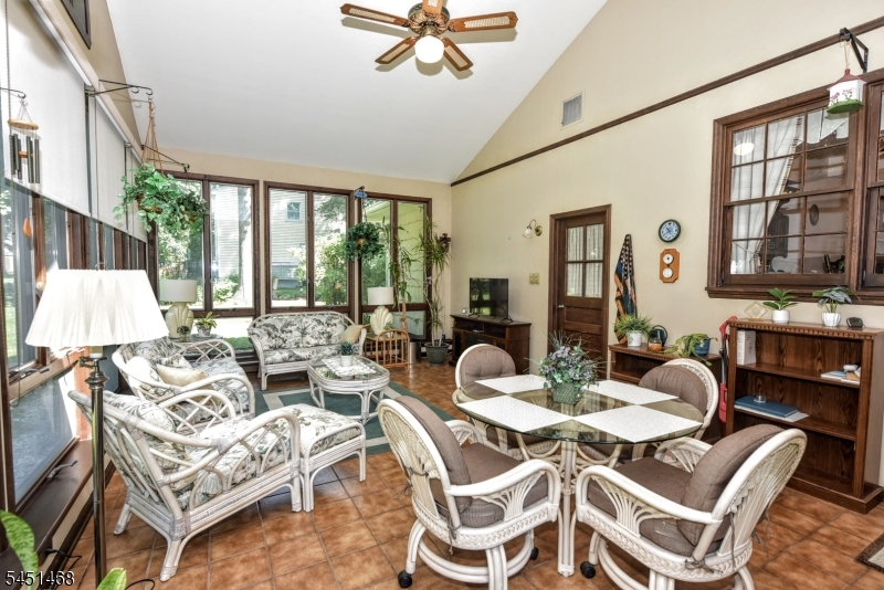 36 Edison Ter Property Photo 26