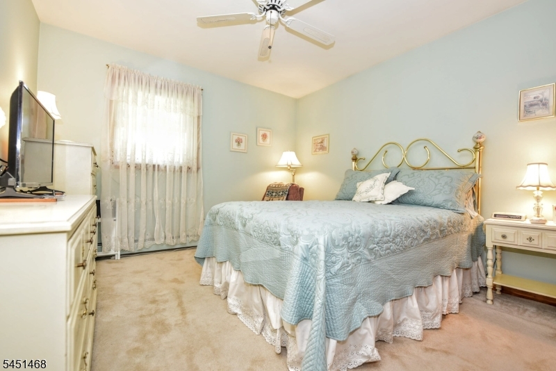 36 Edison Ter Property Photo 31