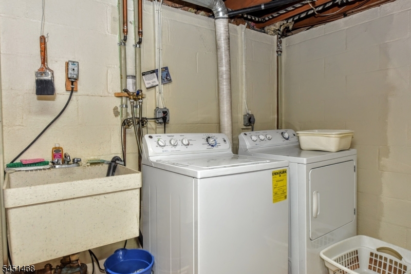 36 Edison Ter Property Photo 40