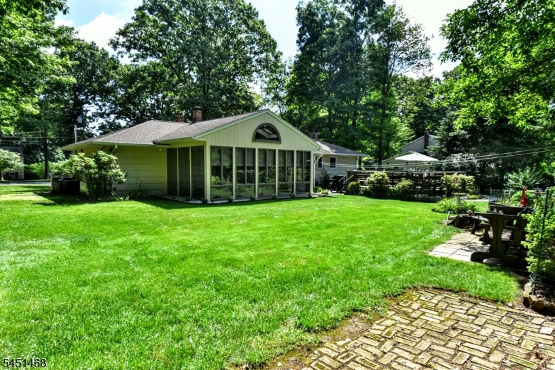 36 Edison Ter Property Photo 44
