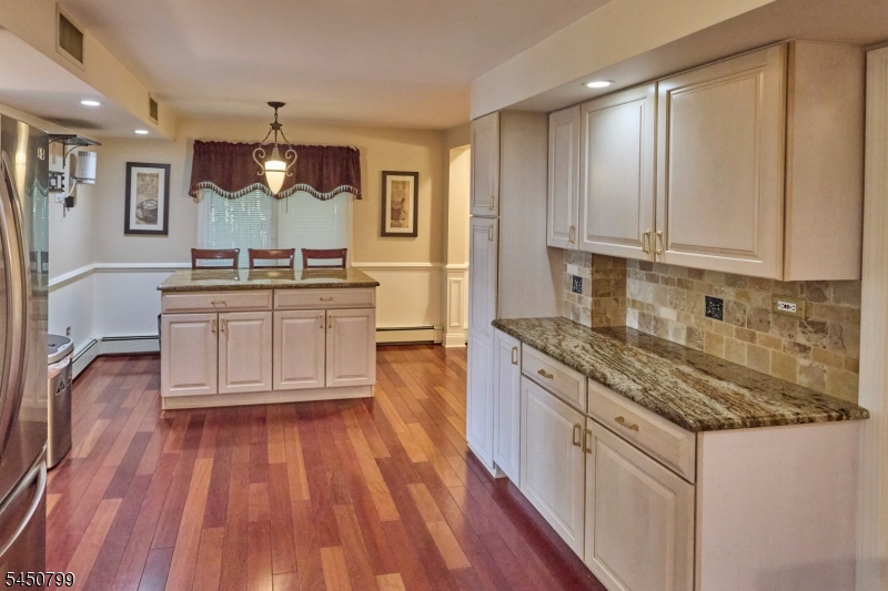 2 Cayuga Trl Property Photo 7