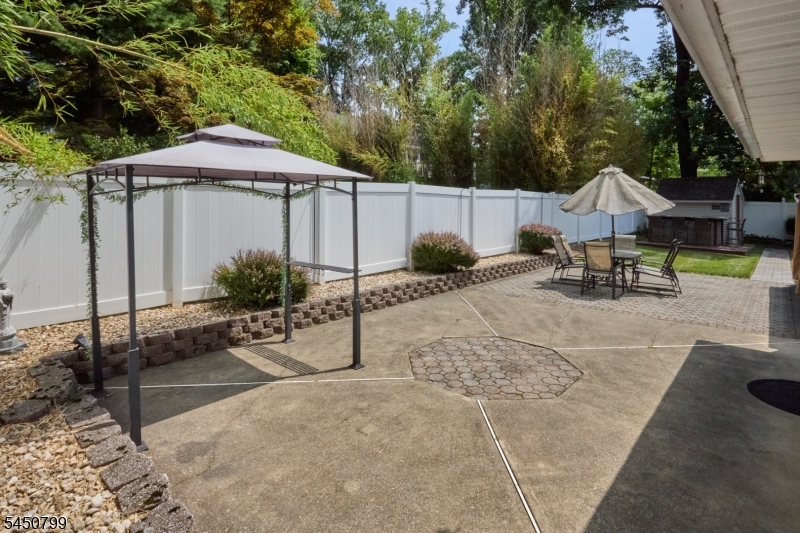 2 Cayuga Trl Property Photo 26
