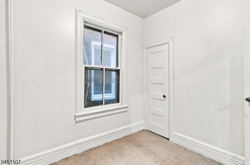 102 Claremont Ave Property Photo 13