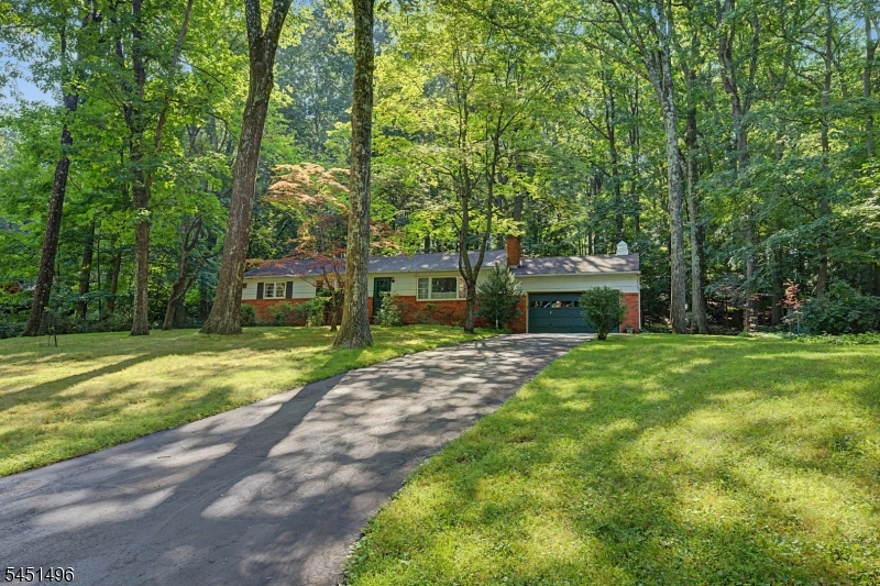 5 Horizon Drive Property Photo 1