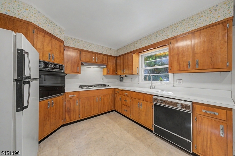 5 Horizon Drive Property Photo 19