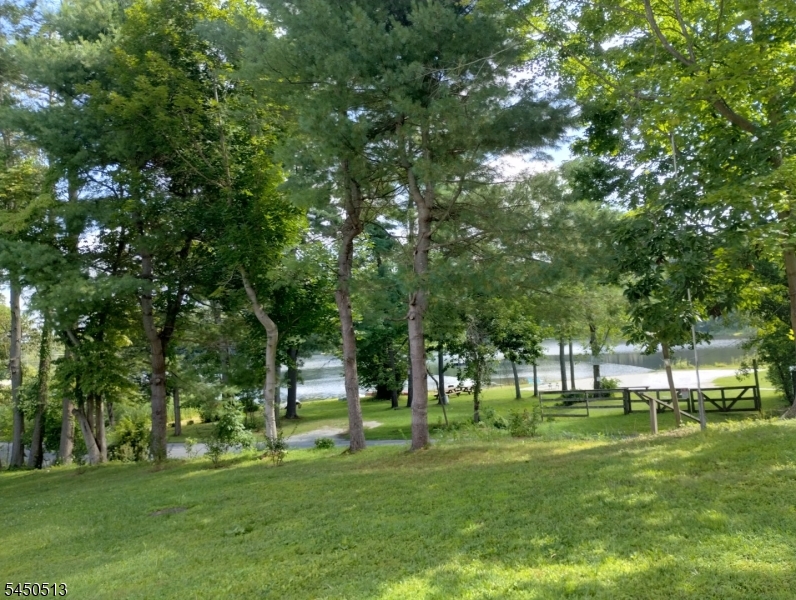 20 Morris Lake Rd Property Photo 9