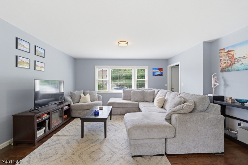 63 Johnson St Property Photo 4